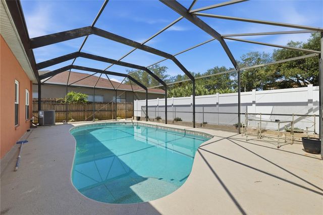704 PARSONS POINTE ST, Seffner, FL 33584