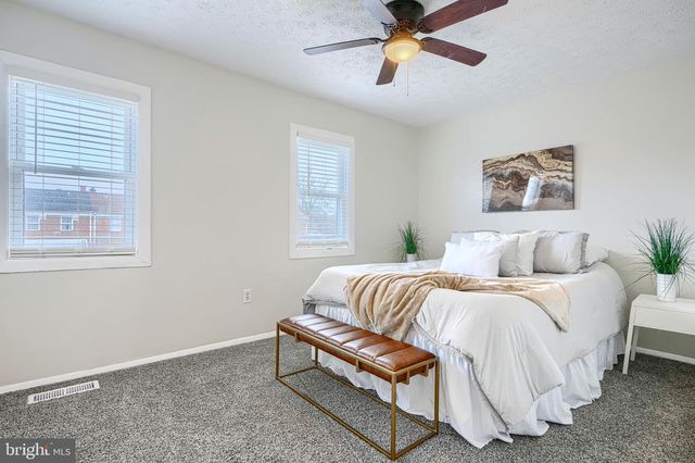 774 SEAWALL, Essex, MD 21221