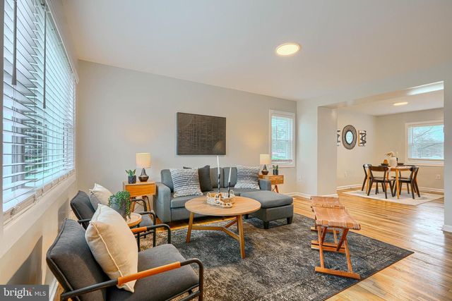 774 SEAWALL, Essex, MD 21221