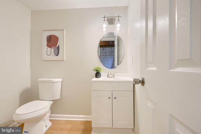 774 SEAWALL, Essex, MD 21221