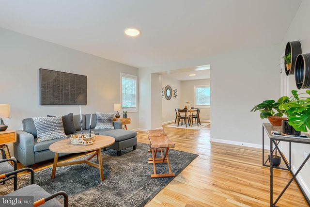 774 SEAWALL, Essex, MD 21221