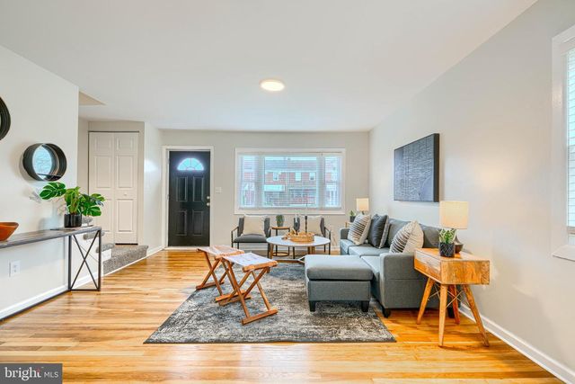 774 SEAWALL, Essex, MD 21221
