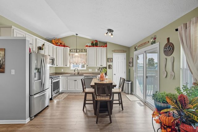 7403 Brookstone Drive, Franklin Twp, OH 45005