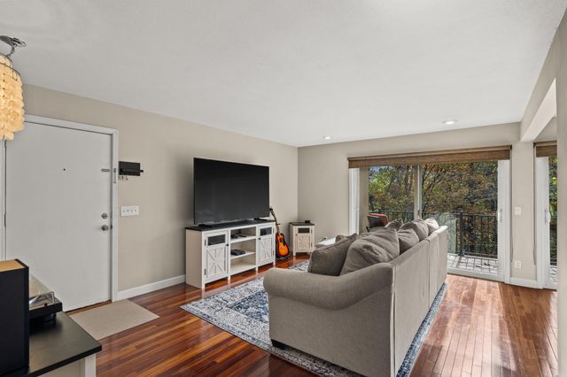 804 S FAIRVIEW ROAD RD A4, Columbia, MO 65203