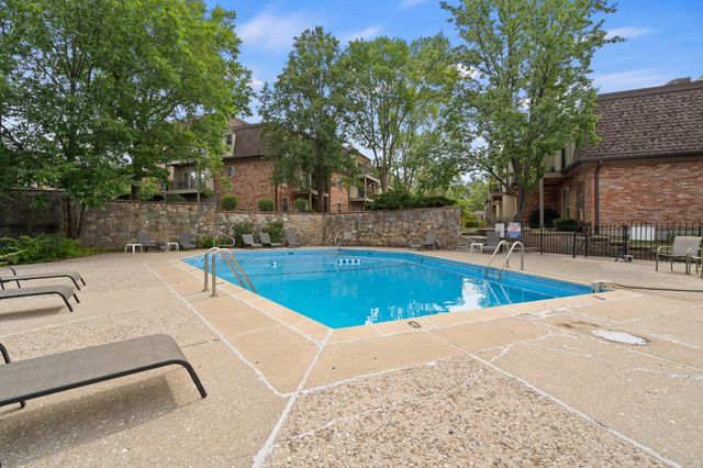 804 S FAIRVIEW ROAD RD A4, Columbia, MO 65203