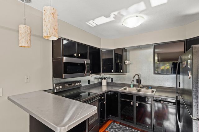 804 S FAIRVIEW ROAD RD A4, Columbia, MO 65203