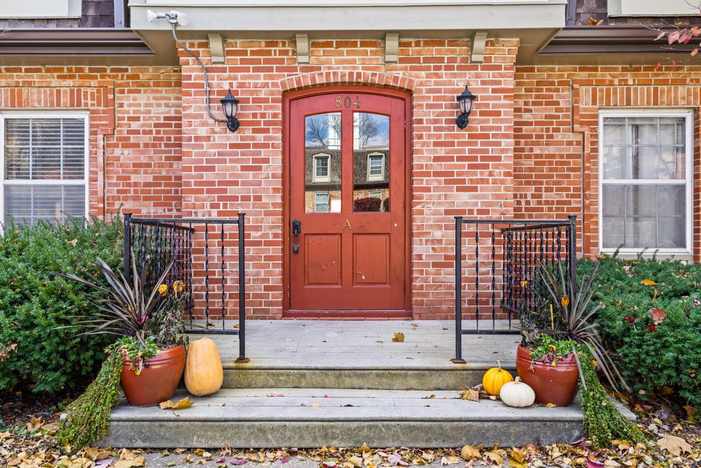 804 S FAIRVIEW ROAD RD A4, Columbia, MO 65203