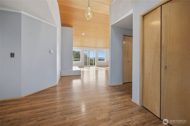 752 Sandstone Lane, Camano Island, WA 98282