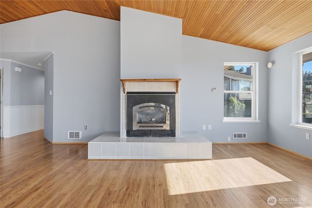 752 Sandstone Lane, Camano Island, WA 98282