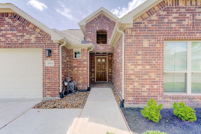 11913 Mockingbird Lane, Montgomery, TX 77356
