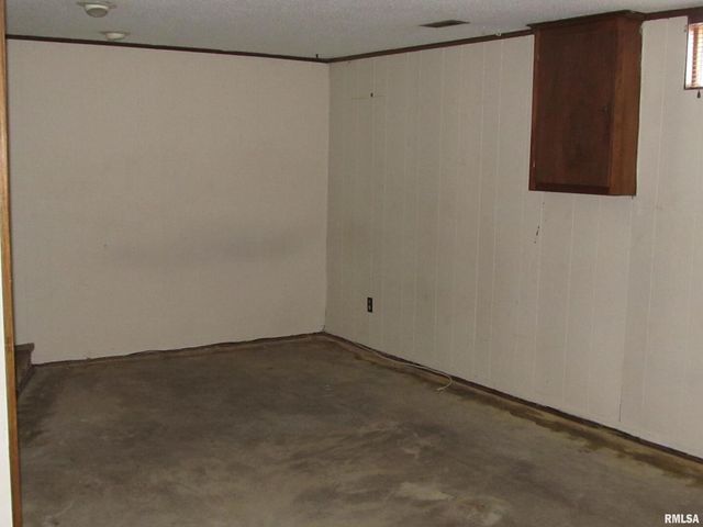 3766 EASTWOOD Court, Bettendorf, IA 52722