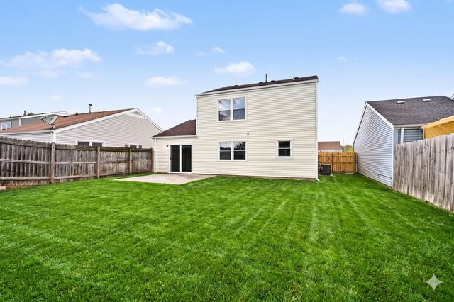 2400 Marigold Court, Aurora, IL 60506