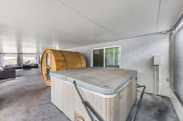 12026 COLONIAL ESTATES LANE, Riverview, FL 33579