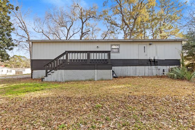 14189 Shadow Bay Drive, Willis, TX 77318