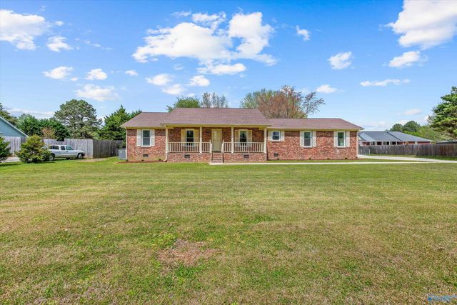 27653 Azalea Trail, Athens, AL 35613