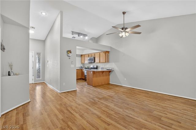 2035 East Warm Springs Road 1006, Las Vegas, NV 89119