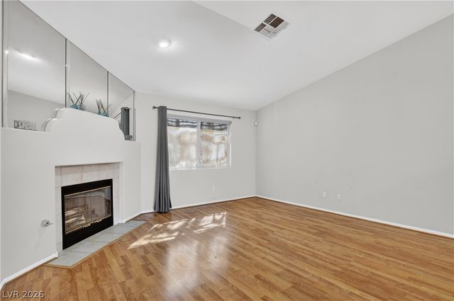 2035 East Warm Springs Road 1006, Las Vegas, NV 89119