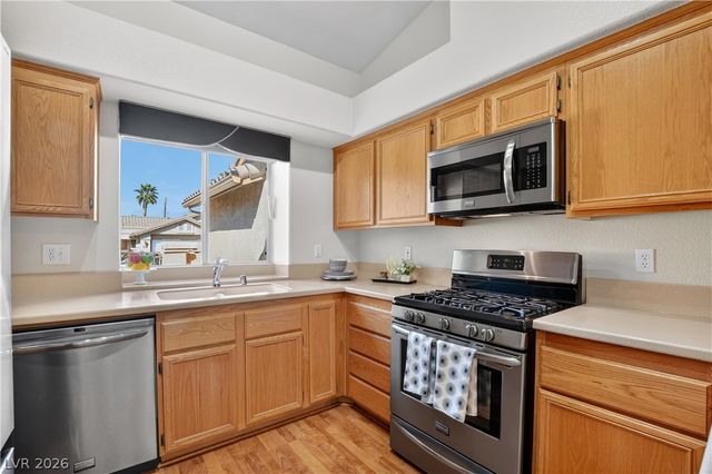 2035 East Warm Springs Road 1006, Las Vegas, NV 89119