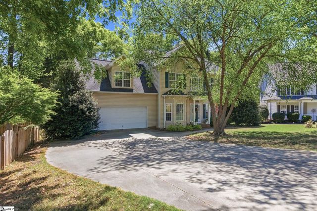 3 Chestnut Hill Place, Simpsonville, SC 29680