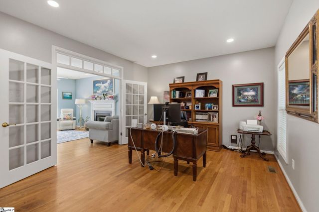 3 Chestnut Hill Place, Simpsonville, SC 29680