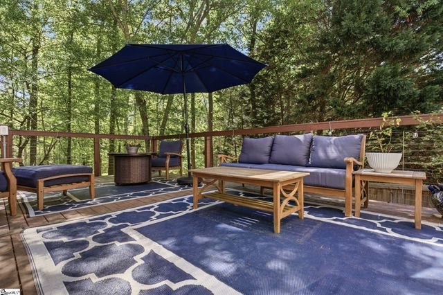 3 Chestnut Hill Place, Simpsonville, SC 29680