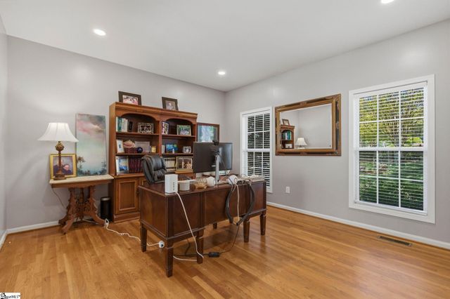 3 Chestnut Hill Place, Simpsonville, SC 29680