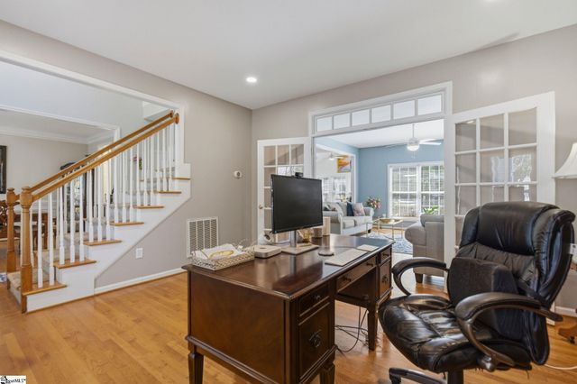 3 Chestnut Hill Place, Simpsonville, SC 29680