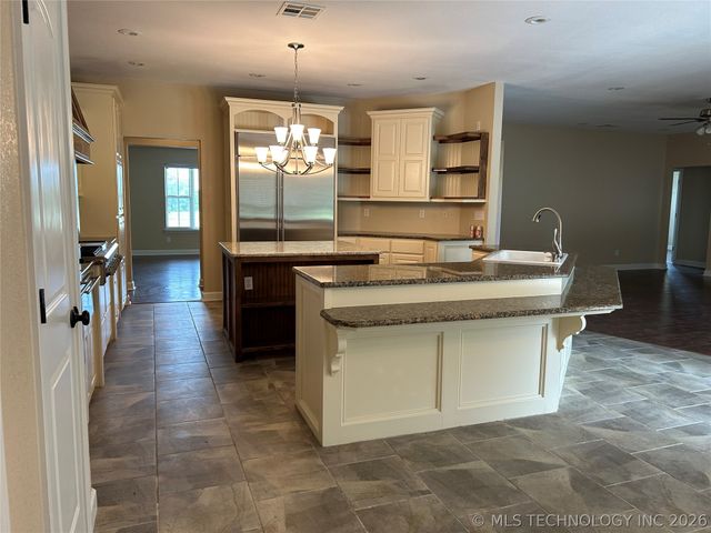 10816 W Highway 9 Highway, Whitefield, OK 74472