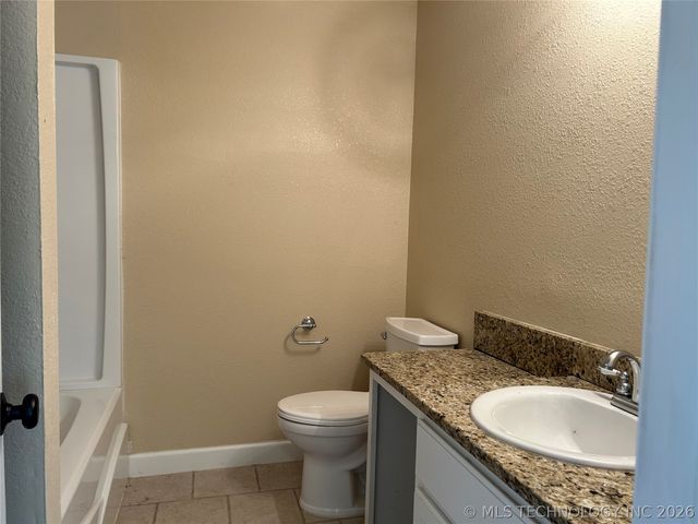 10816 W Highway 9 Highway, Whitefield, OK 74472