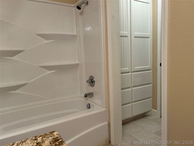 10816 W Highway 9 Highway, Whitefield, OK 74472