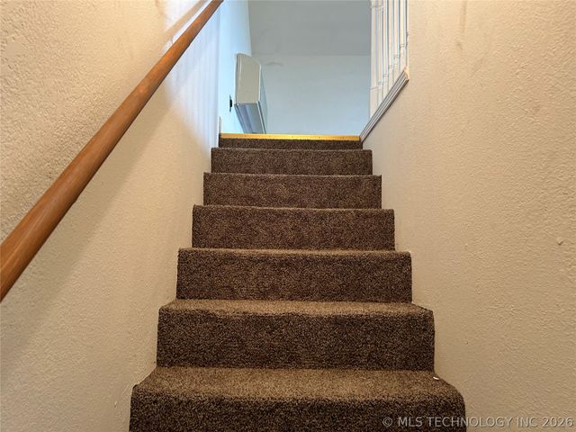 10816 W Highway 9 Highway, Whitefield, OK 74472