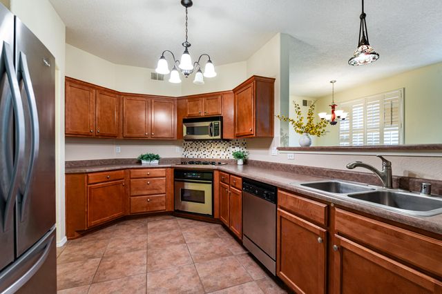 3919 Fox Sparrow Trail NW, Albuquerque, NM 87120