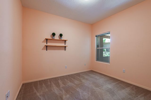 3919 Fox Sparrow Trail NW, Albuquerque, NM 87120