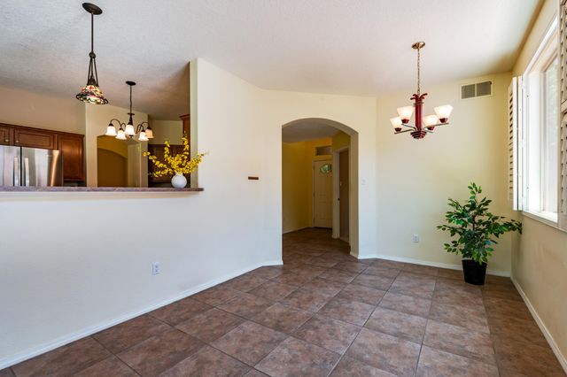 3919 Fox Sparrow Trail NW, Albuquerque, NM 87120