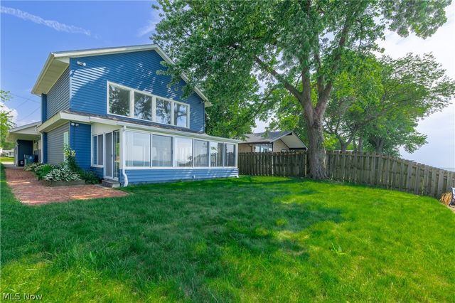 38847 Sunset Trail, Willoughby, OH 44094