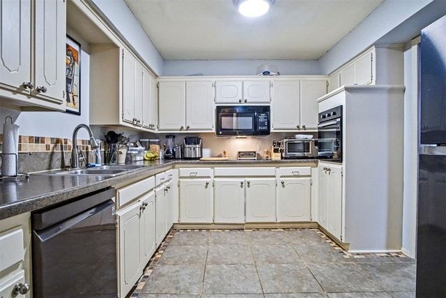 2404 Big Horn, Edmond, OK 73012