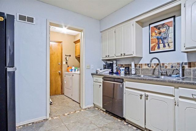 2404 Big Horn, Edmond, OK 73012