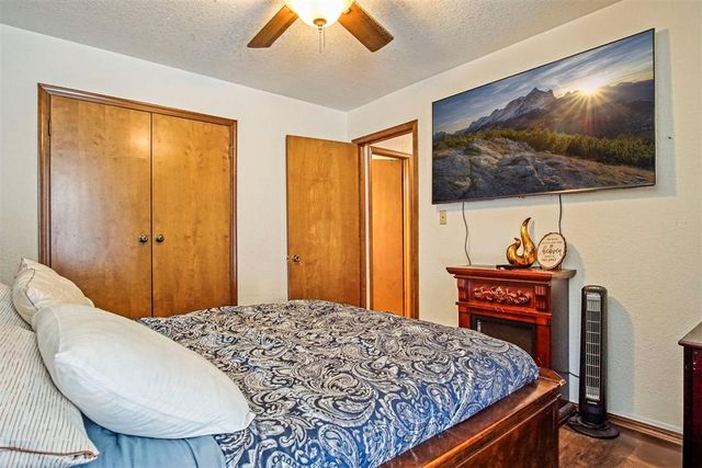 2404 Big Horn, Edmond, OK 73012