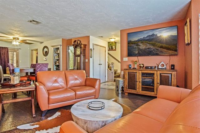 2404 Big Horn, Edmond, OK 73012