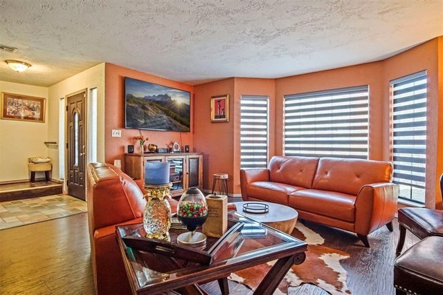 2404 Big Horn, Edmond, OK 73012