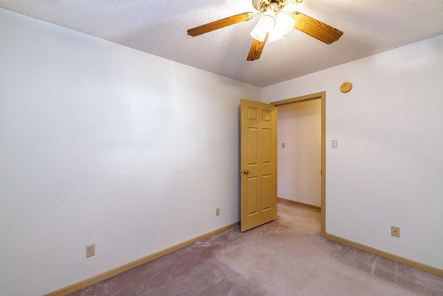 806 Saint Michael ST, Gonzales, TX 78629