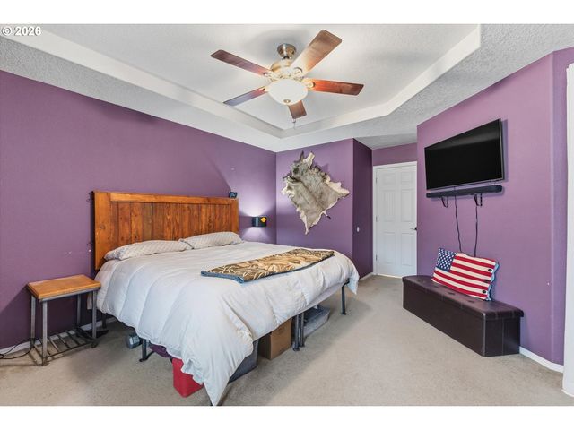 34660 GLACIER Ave, St Helens, OR 97051