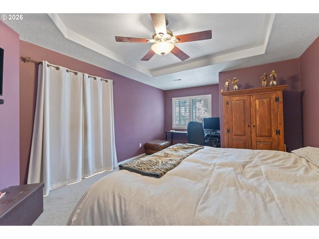 34660 GLACIER Ave, St Helens, OR 97051