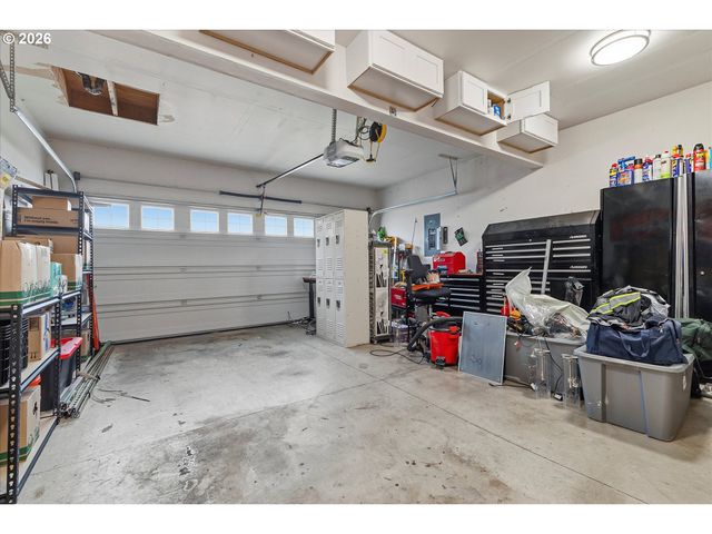 34660 GLACIER Ave, St Helens, OR 97051