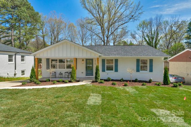 215 Wyanoke Avenue, Charlotte, NC 28205