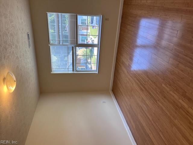 335 Pear Ridge CIR, Newport News, VA 23602