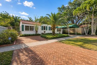 2550 Trapp Avenue, Miami, FL 33133