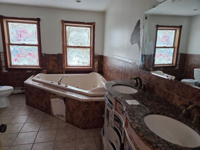 175 Old Turnpike Road, Nottingham, NH 03290