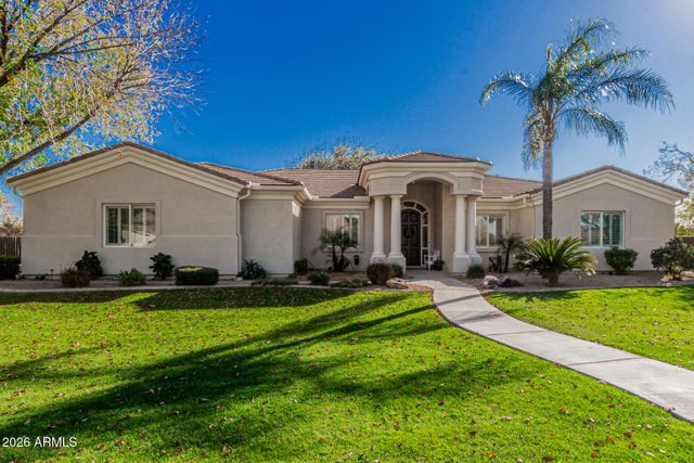 19855 E SONOQUI Boulevard, Queen Creek, AZ 85142