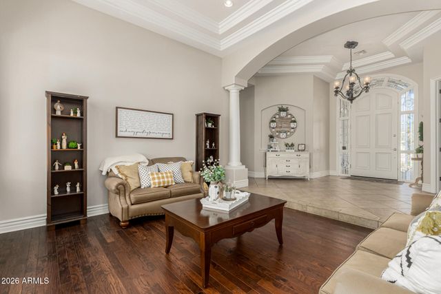 19855 E SONOQUI Boulevard, Queen Creek, AZ 85142